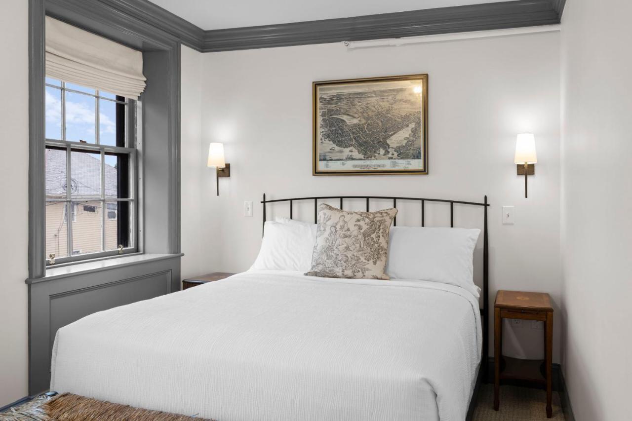 The Davenport Inn Portsmouth Exterior photo